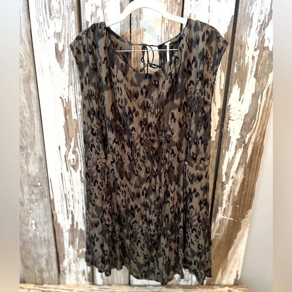 Free People Fake Love Printed mini dress in Balsam (Black) size small - Picture 1 of 7